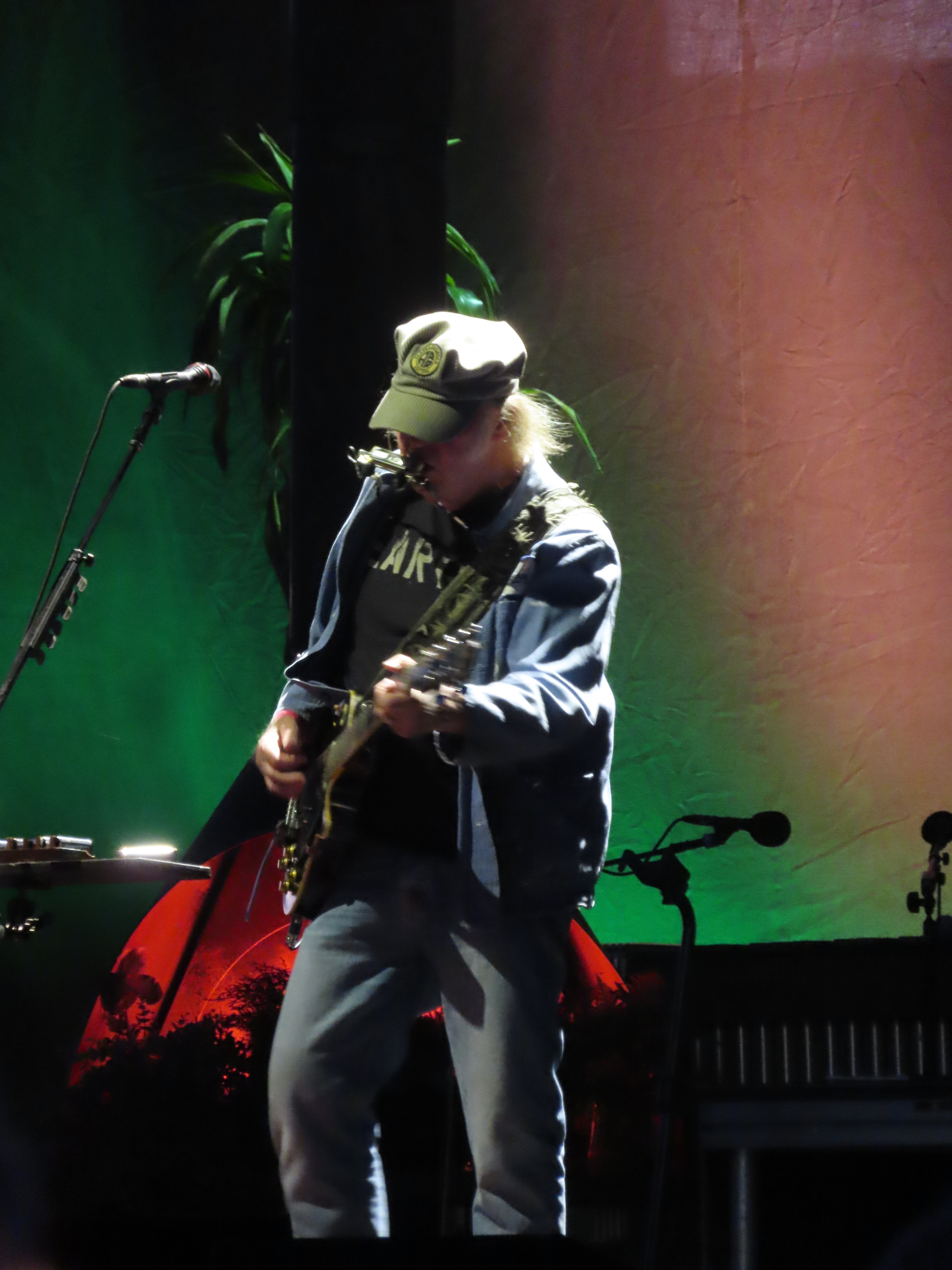 NeilYoung2023-07-17TheAmphitheatreBendOR (7).jpg